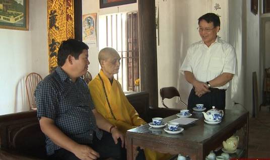 Government Committee for Religious Affairs delegation visits Vietnam Buddhist Sangha